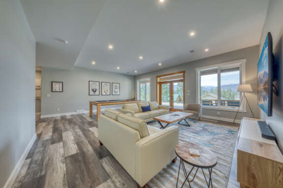 Family Room Pool Table, Huge TV with Cable and Streaming Services