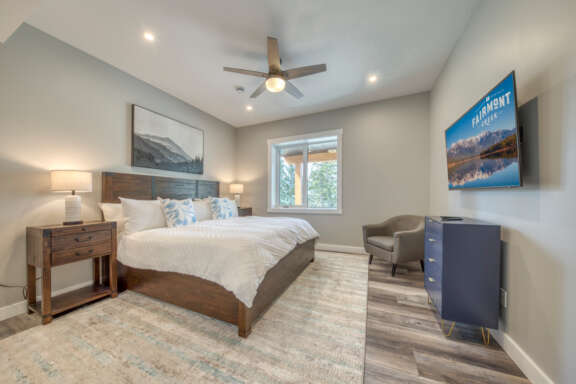 Bedroom 5 King Bed Lower Level