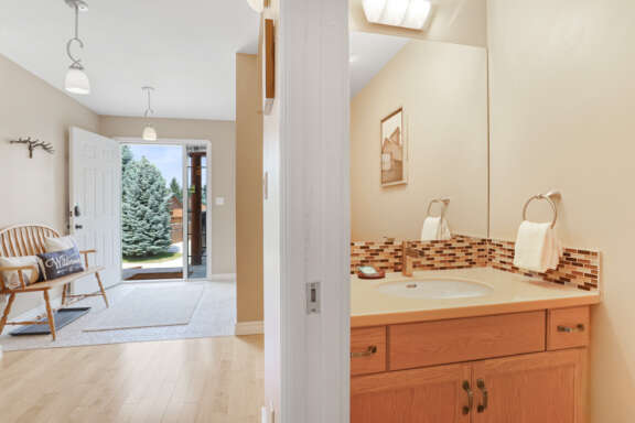 Main level washroom