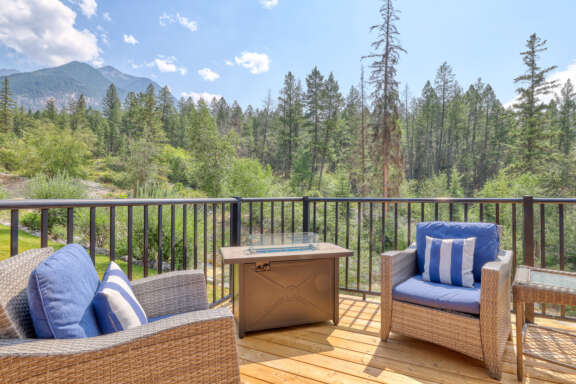Main level deck - fire-table, lounge seating