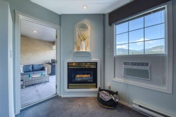 Indoor to outdoor space