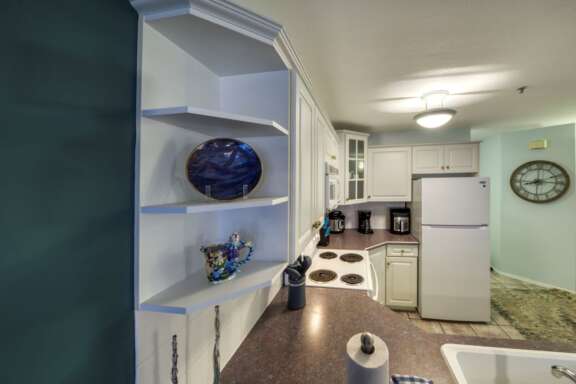 Kitchen includes small appliances such as air-fryer and rice cooker