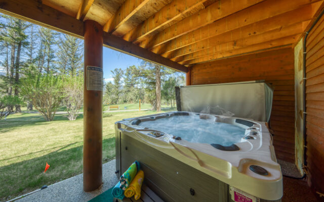 Cozy living room with Smart TV, gas fireplace and games