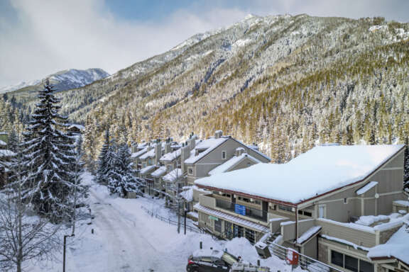 213 Toby Creek Lodge Chris Conway Photo 1