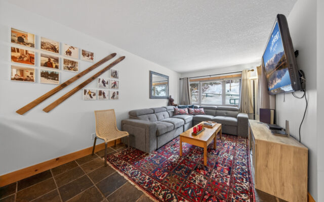 213 Toby Creek Lodge Chris Conway Photo 1