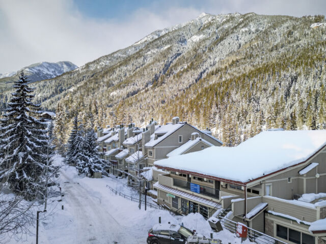 213 Toby Creek Lodge Chris Conway Photo 1