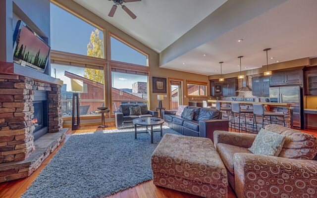 Fairmont Rental Unit 19 Residences 21