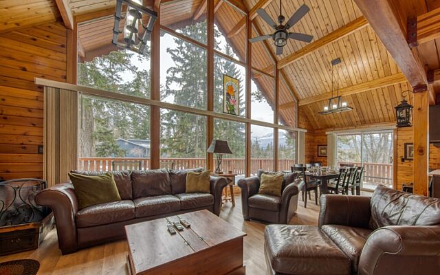 Spring Creek Vacation Rental Fairmont Hot Springs 41 Copy