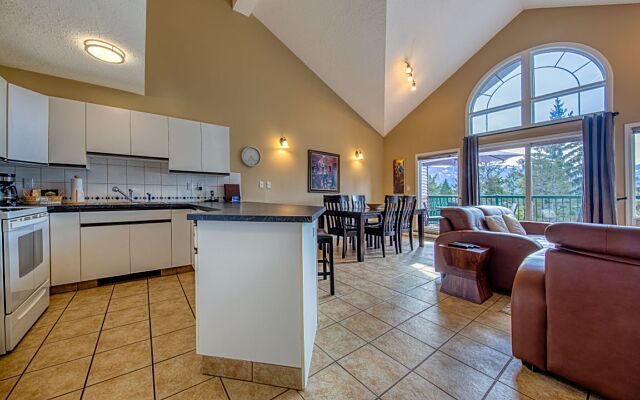 Marble Canyon Phase 2 Unit 402 Fairmont 1