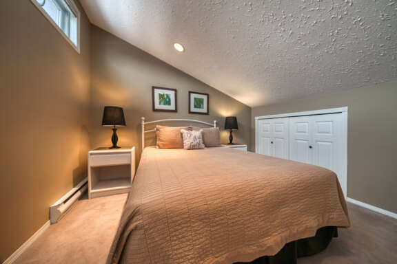 Queen Bedroom