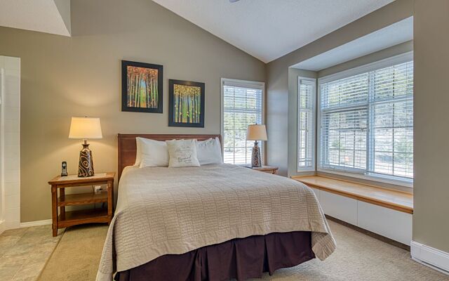 Marble Canyon Phase 1 Unit 708 1