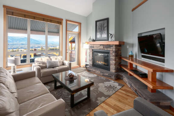 Soak in the natural light at the Kootenay Townhome