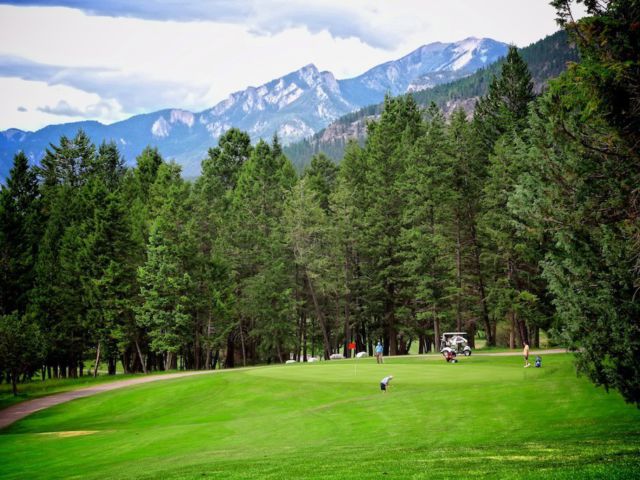 402 Golf Course View