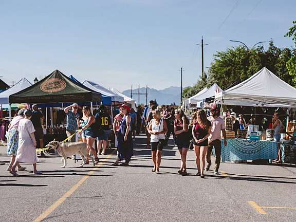 RADIUM MARKET ON MAIN