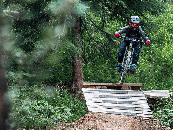 Boobs on Tubes - Women's Enduro